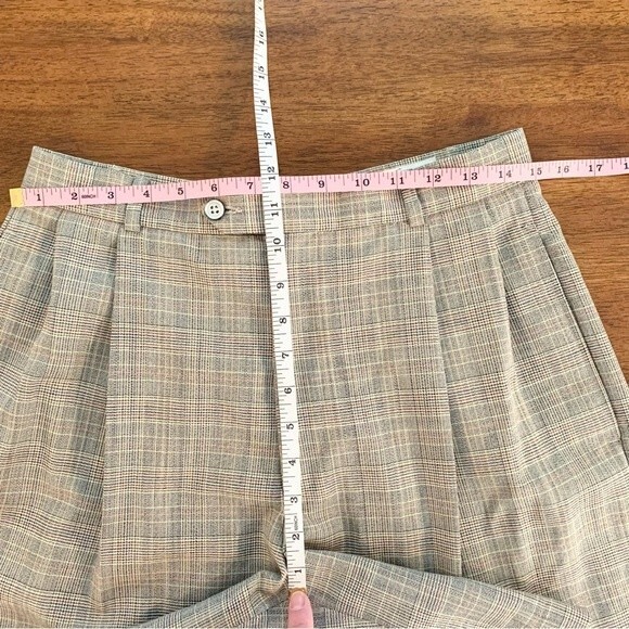 Vintage Fairway & Greene Italian Wool Plaid Modest High Waisted Golf Shorts - Picture 9 of 10